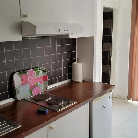 דירה Appealing 8 Sleeps 3 Guests ספליט